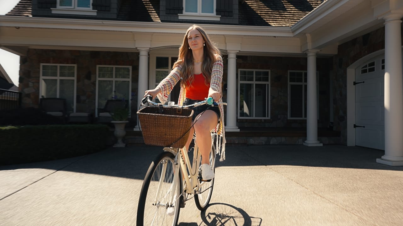 Multi-purpose home cleaning sponge product brand video for household ecommerce listing